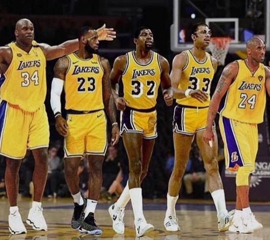 做出极快的 做出极快的