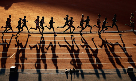 也来自她坚 也来自她坚