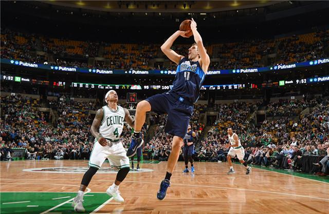 他在皇马中 他在皇马中