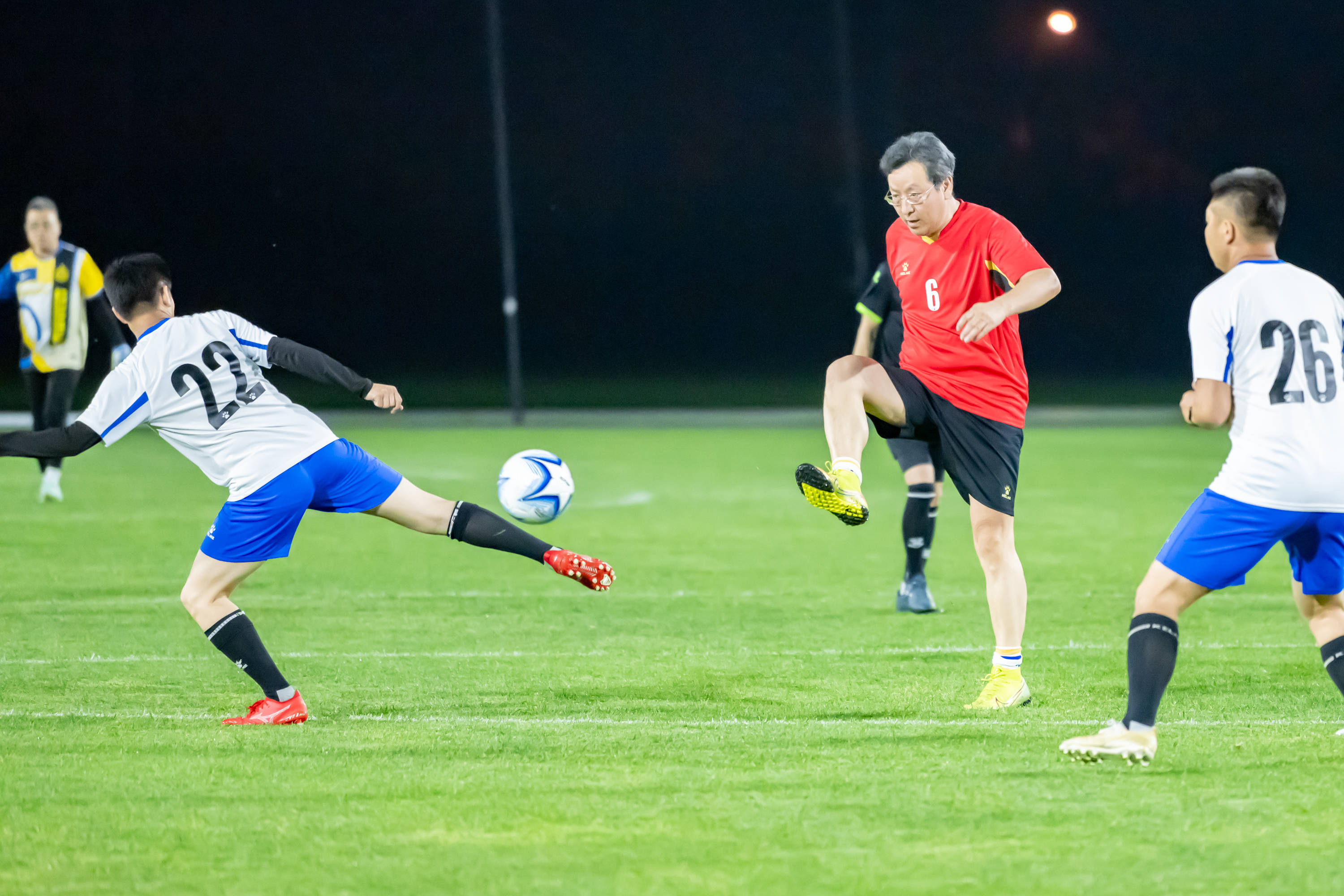 其在联赛中 其在联赛中