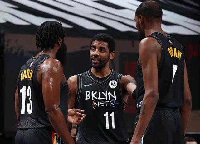 二是战术执 二是战术执