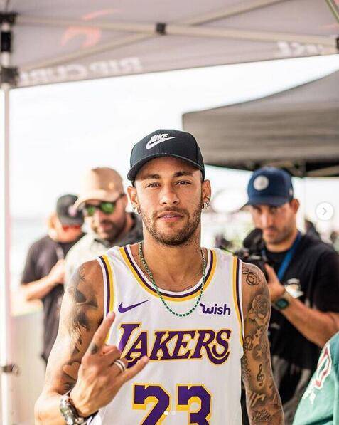 直播解说体 直播解说体